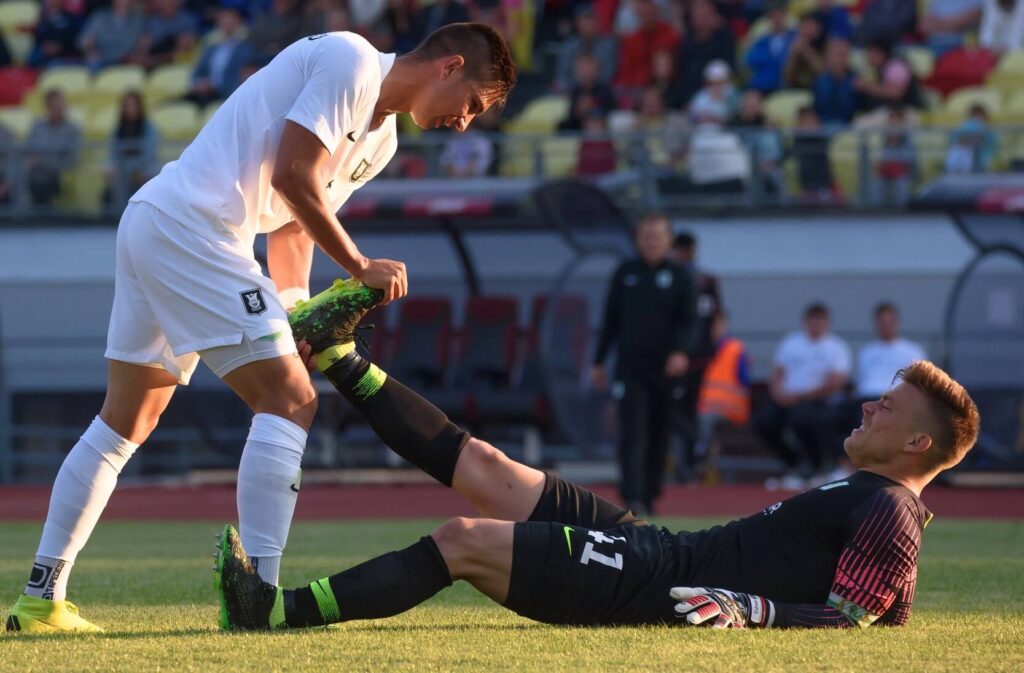 ¡Aunque no seas futbolista puedes sufrir calambres musculares!